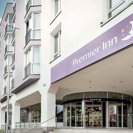 Premier Inn Stuttgart Bad Cannstatt Ngoại thất bức ảnh