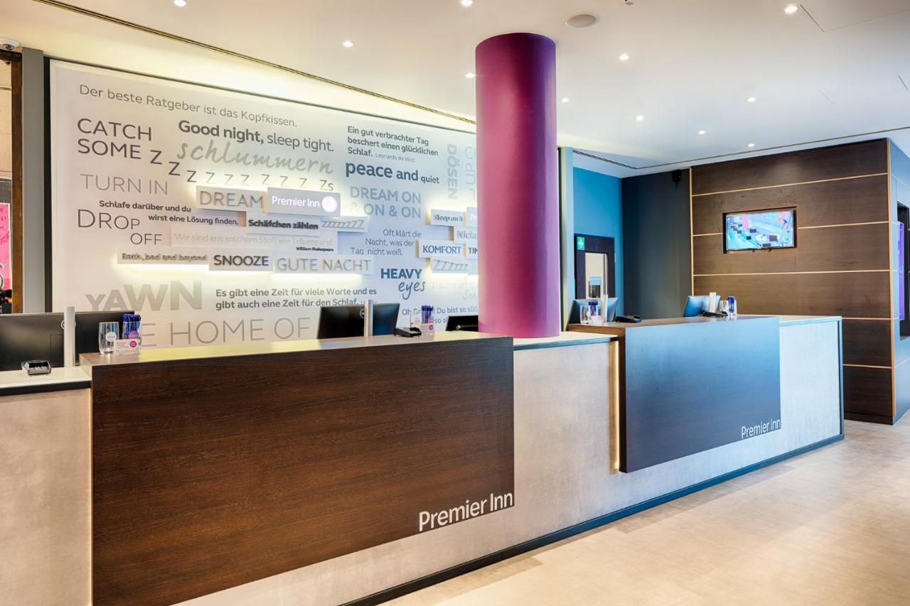 Premier Inn Stuttgart Bad Cannstatt Ngoại thất bức ảnh