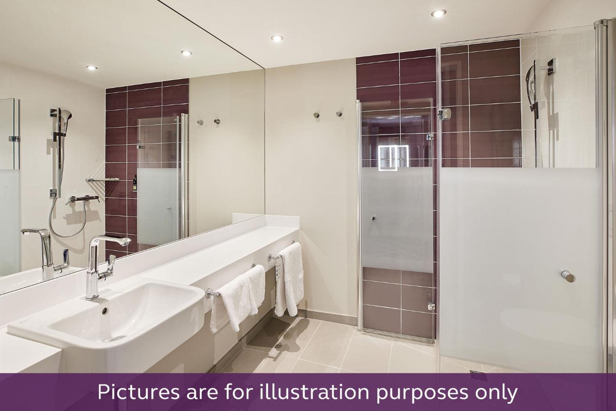 Premier Inn Stuttgart Bad Cannstatt Ngoại thất bức ảnh